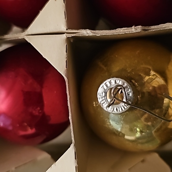 CHRISTMAS Bulbs Ornaments Glass Lot 12 - Picture 9 of 9